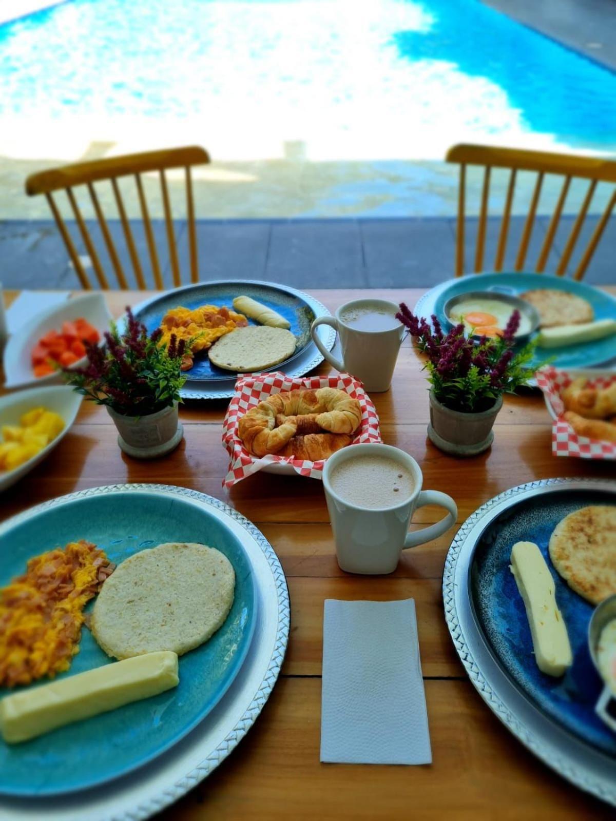 Hotel Puerto Triunfo Doradal 외부 사진