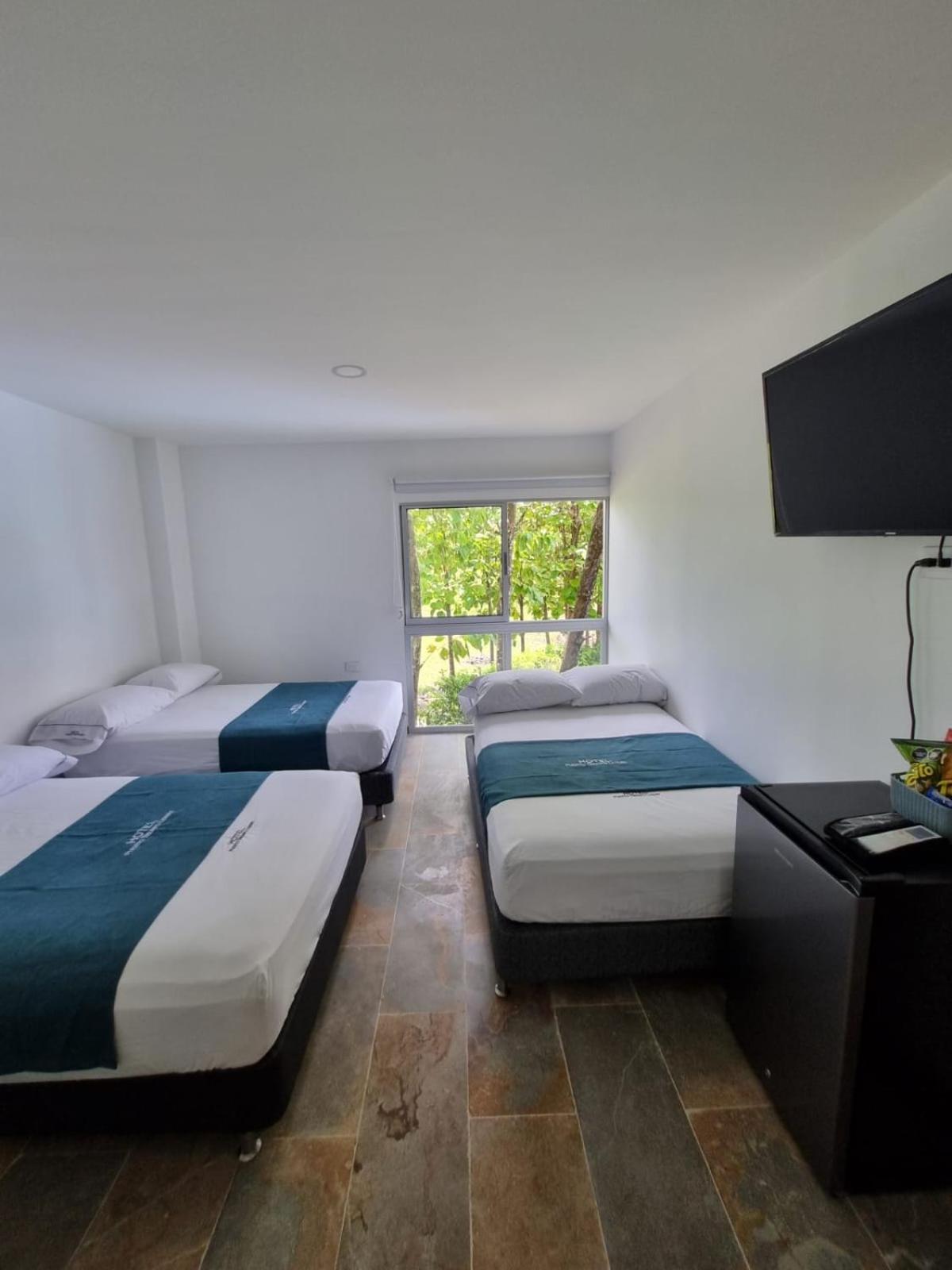 Hotel Puerto Triunfo Doradal 외부 사진