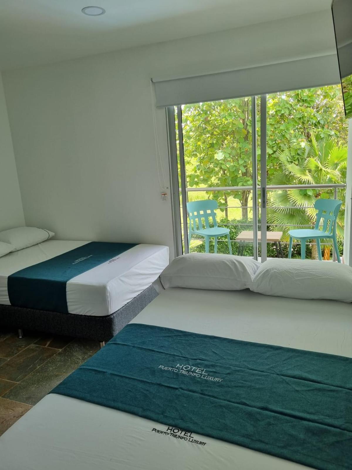 Hotel Puerto Triunfo Doradal 외부 사진