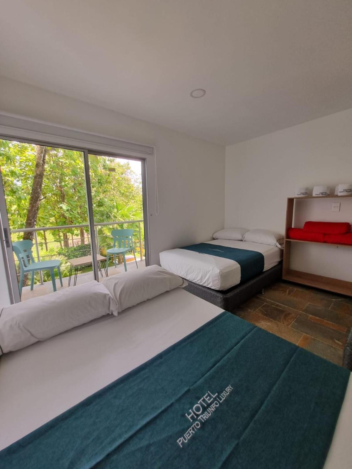 Hotel Puerto Triunfo Doradal 외부 사진
