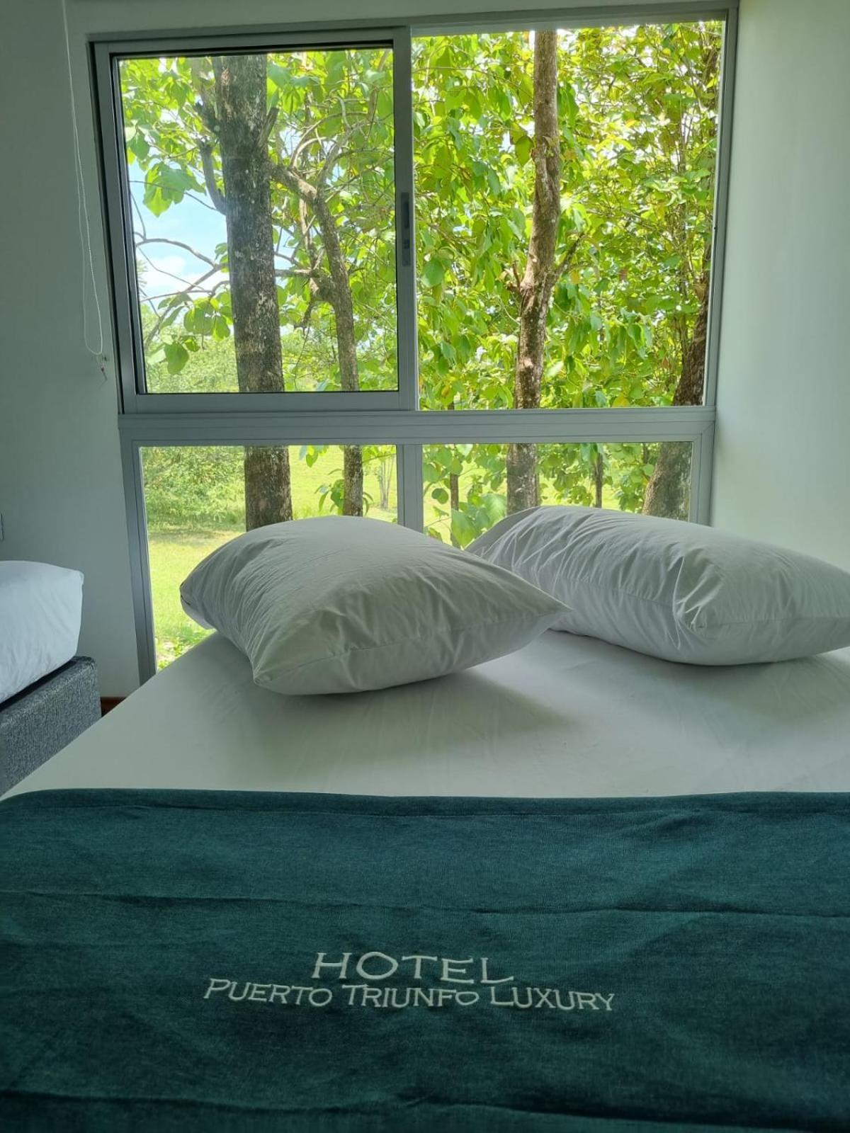 Hotel Puerto Triunfo Doradal 외부 사진